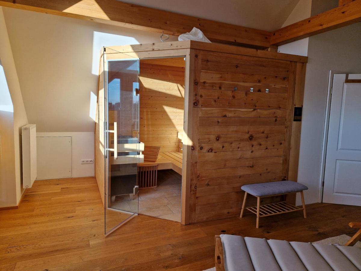 Monteurwohnungen Schmack Hausen  ภายนอก รูปภาพ
